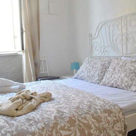Sunrise Hostel & Rooms Палермо Экстерьер фото