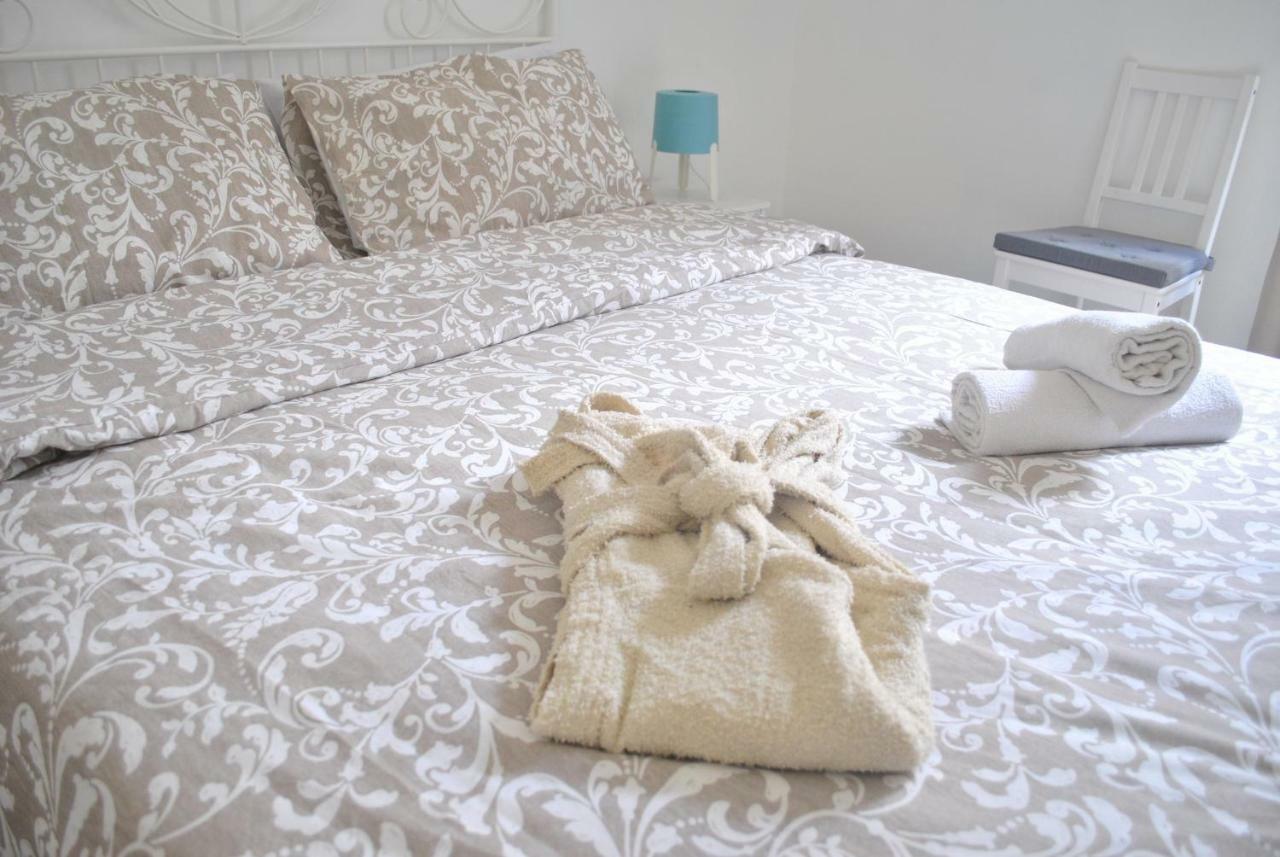 Sunrise Hostel & Rooms Палермо Экстерьер фото