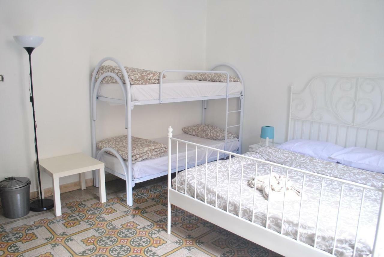 Sunrise Hostel & Rooms Палермо Экстерьер фото